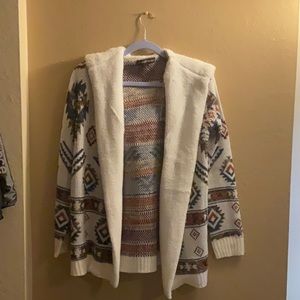 Almost Famous Women’s Size Small Open Front Hooded Long Sleeve Sweater